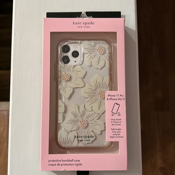 kate spade Accessories - Kate Spade iPhone 11pm case